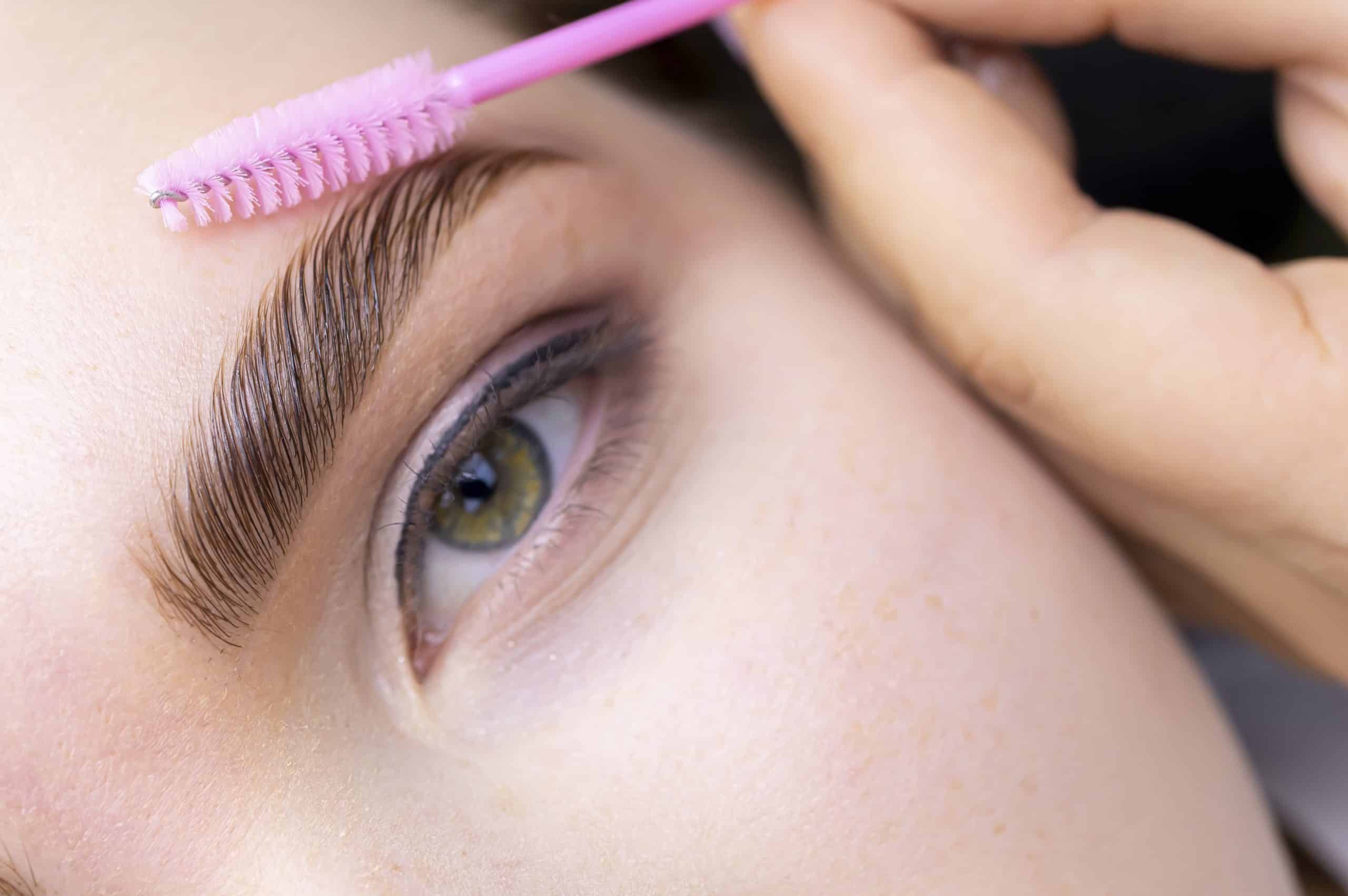 Centro de estética en Sevilla (Nervión) con tratamientos integrativos: faciales, corporales, diseño de cejas y micropigmentación. ¡Reservar cita ahora!