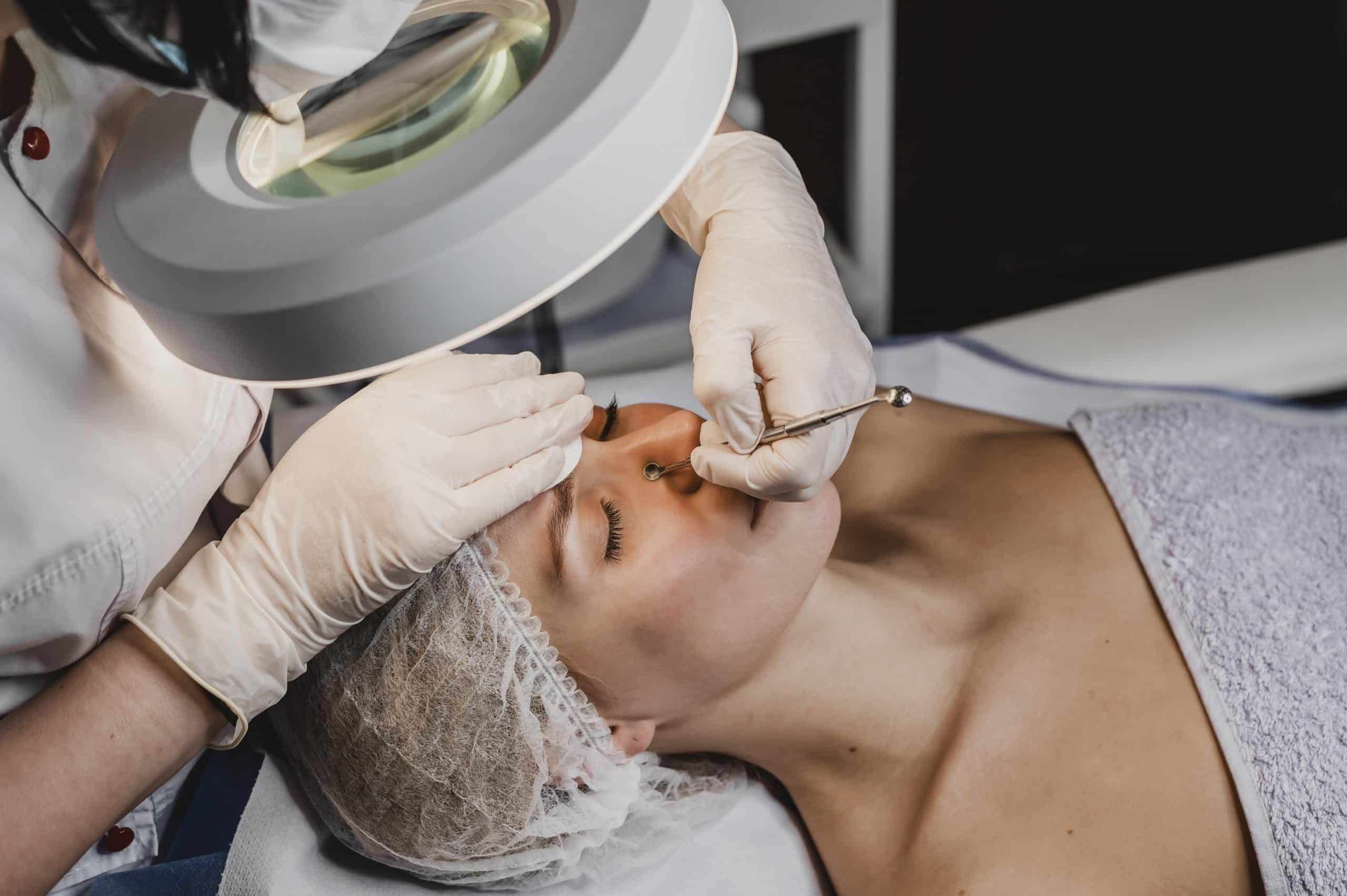 Centro de estética en Sevilla (Nervión) con tratamientos integrativos: faciales, corporales, diseño de cejas y micropigmentación. ¡Reservar cita ahora!