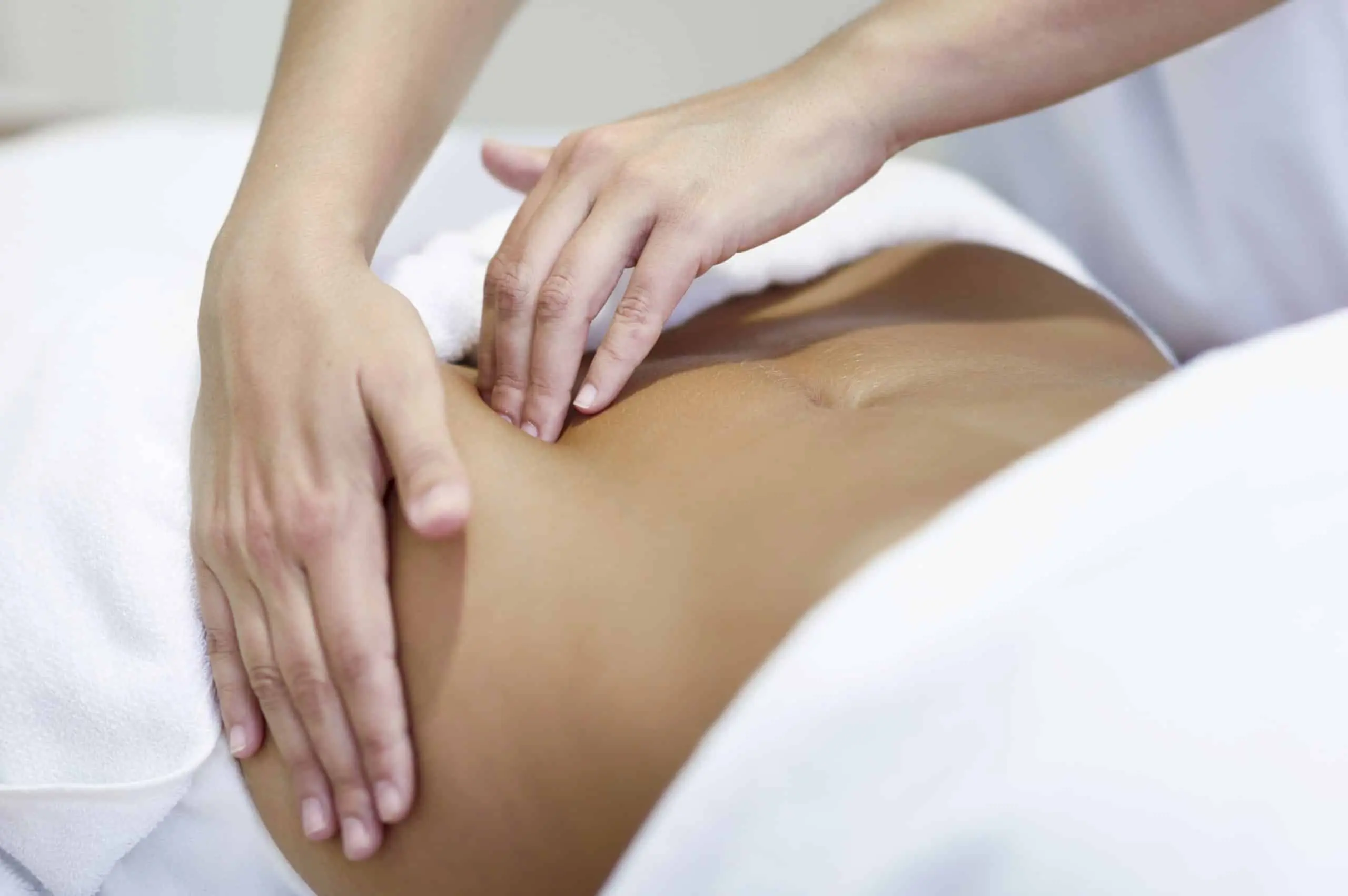 Tratamiento corporal rejuvenecedor en clínica estética en Sevilla, cuidado personalizado