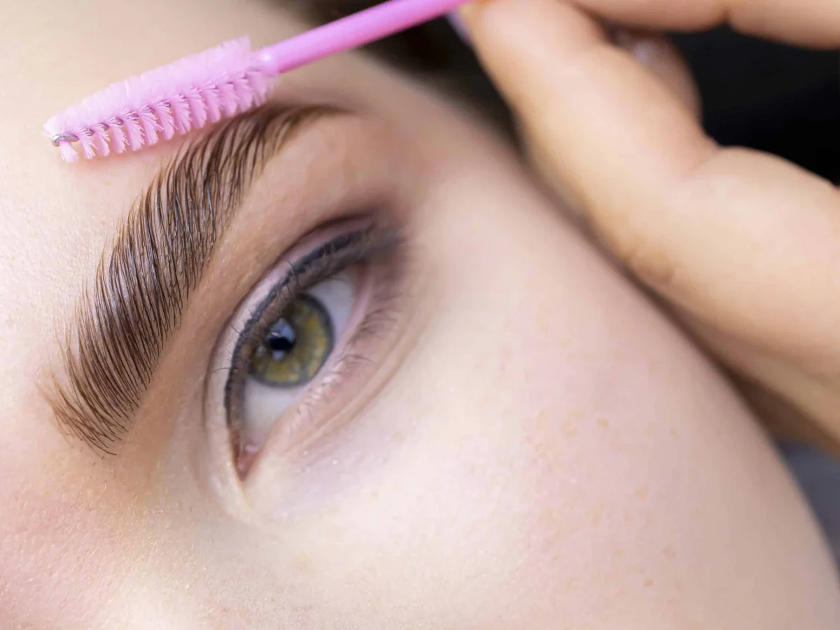 Centro de estética en Sevilla (Nervión) con tratamientos integrativos: faciales, corporales, diseño de cejas y micropigmentación. ¡Reservar cita ahora!